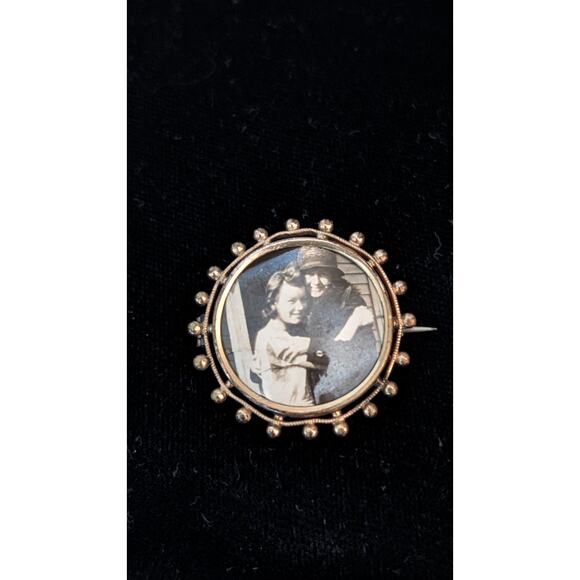 Antique 1920s Photo Frame Brooch W/ Original Picture Signed SD - Picture 6 of 6